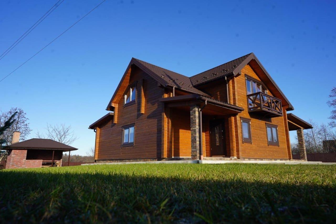 Villa Family House Truskavets Modrychi ภายนอก รูปภาพ