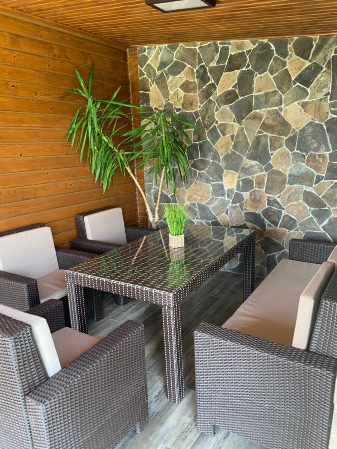 Villa Family House Truskavets Modrychi ภายนอก รูปภาพ